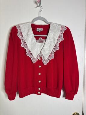 Vintage 80s Nilani Red Knit Cardigan Sweater White Lace Satin Collar Size M